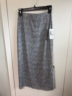 lola grace Gray Leopard Print Midi Skirt
